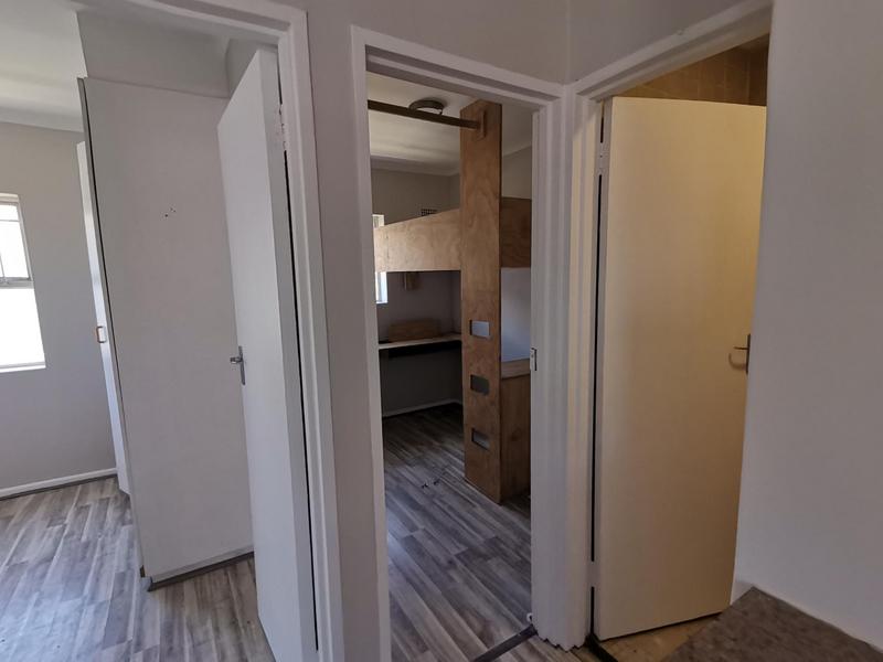 2 Bedroom Property for Sale in Pinelands Western Cape